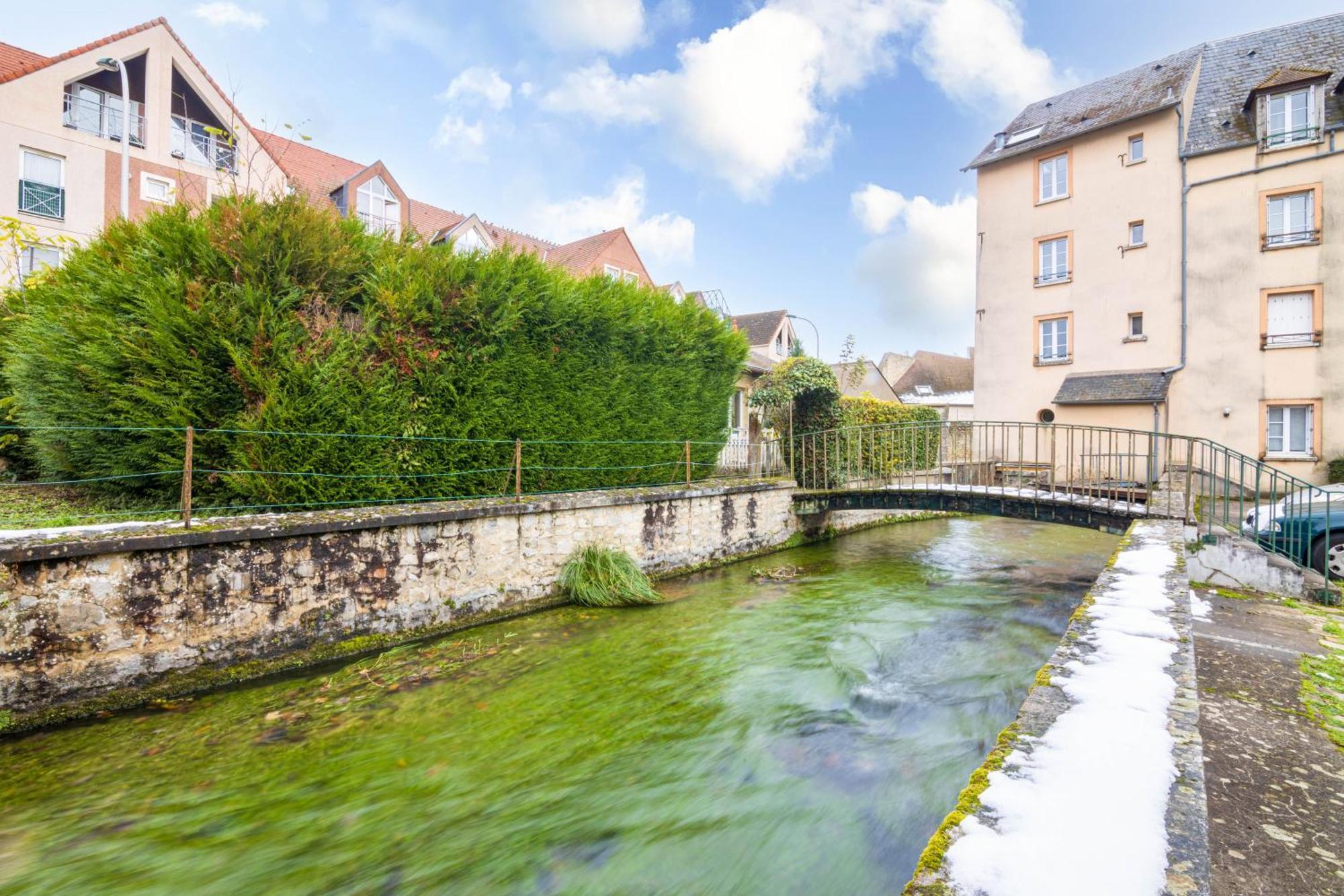 Studio Chaleureux A Etampes, France 外观 照片